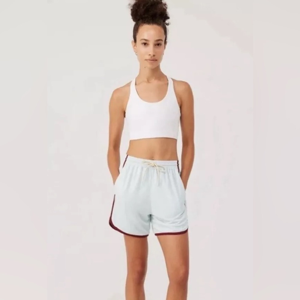 OUTDOOR VOICES "Rec MeshShorts" Women's Size Small in Arctic Icy Blue/Green
NWT.